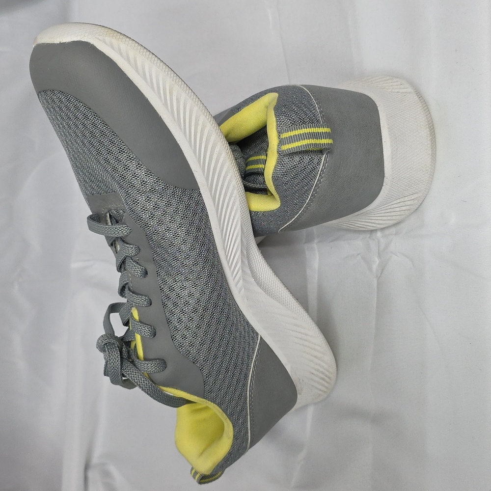 Crane Womens Size 10 Gray and Yellow Athletic Sneakers